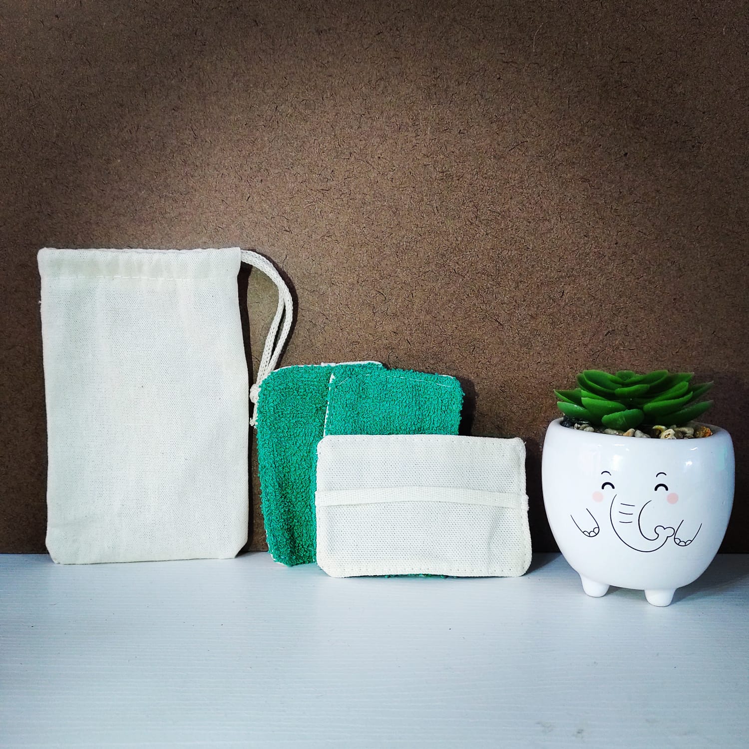 Ecopad - Ref.: Capim - em lona de algodão cru + toalha 100% algodão