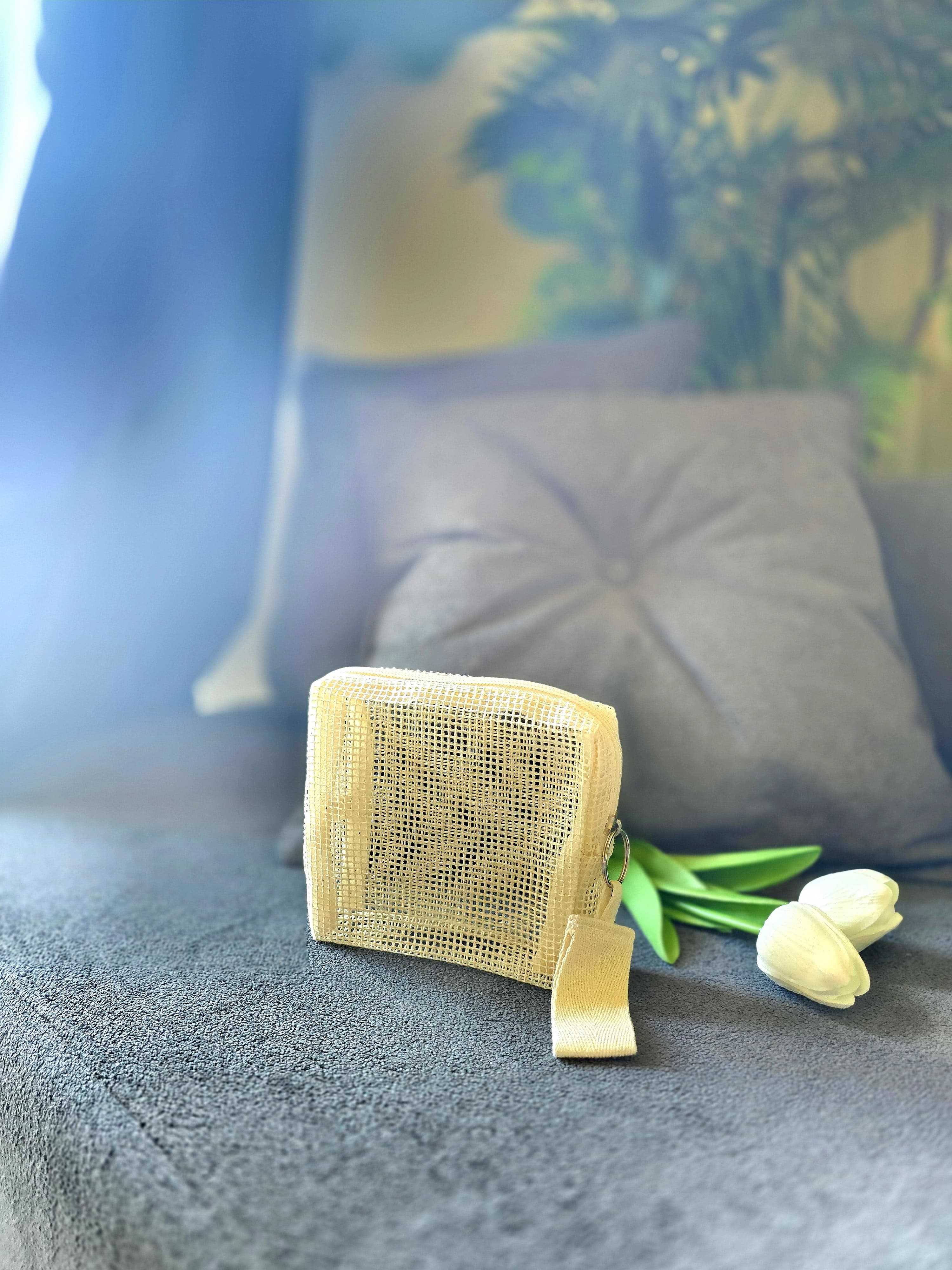 A versão mini da necessaire mais vendida, a Ninho. Um necessaire ecológica e em tela de algodão. ref.: GERGELIM