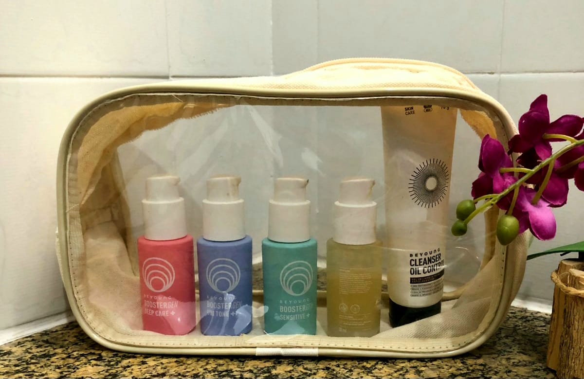 Frasqueira Ecológica em Lona de Algodão Cru e Visor em PVC Cristal - Ref.: Cegonha