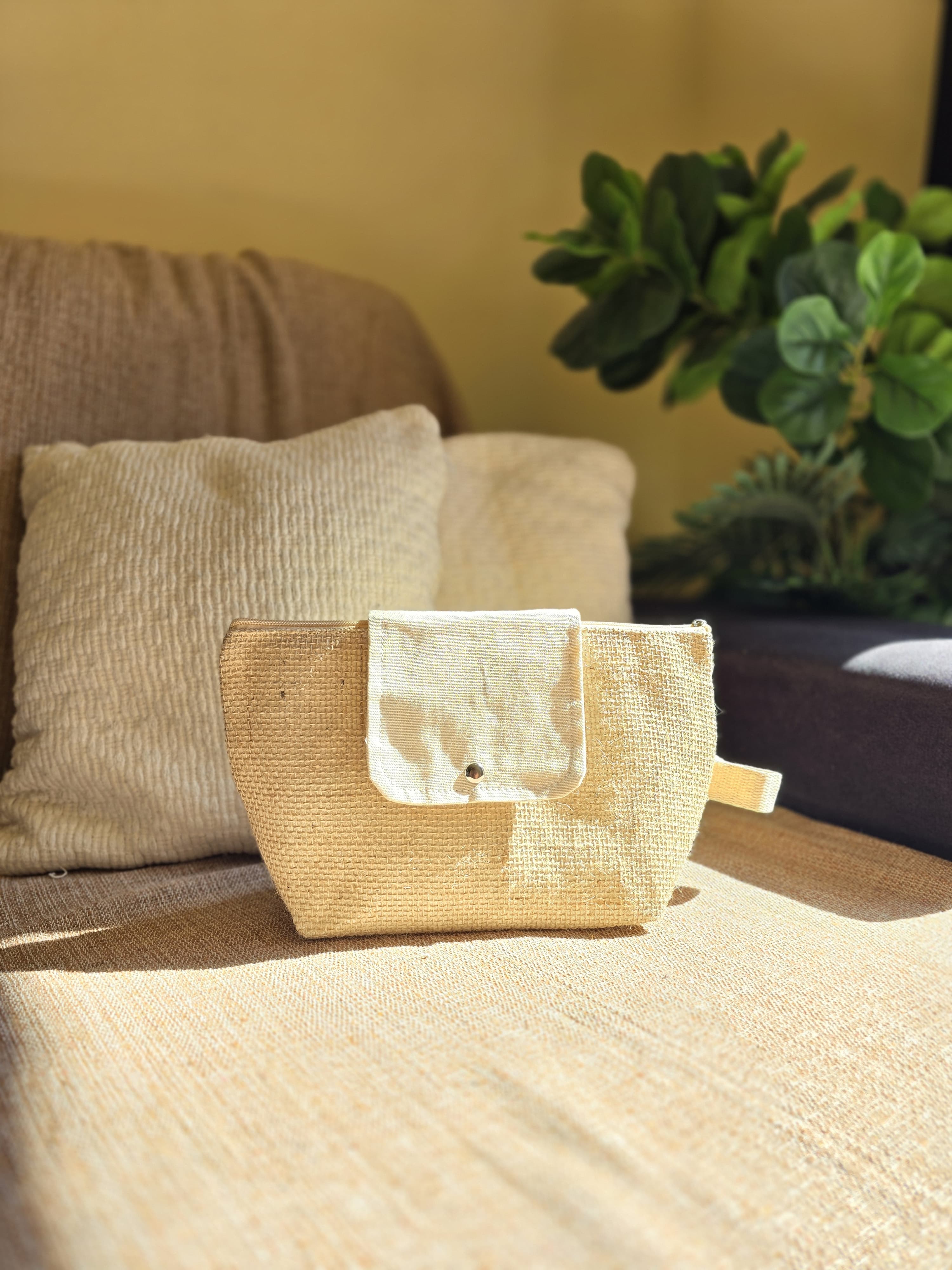 Premium necessaire ecológica em juta natural e forrada com algodão cru- ref.: JASMIM