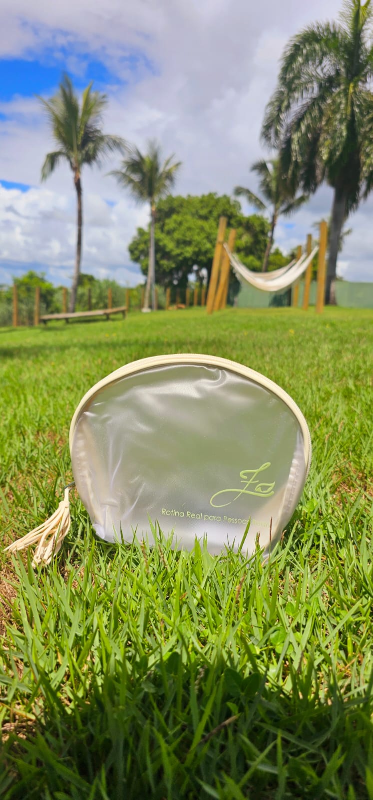 Necessaire Oval em PVC All Clear - Ref.: Ballet