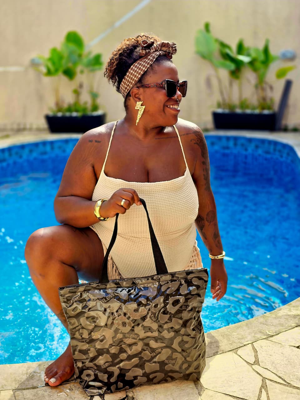 Bag reuse em pvc colorido + forro de toalha + zíper de fechamento - Ref.: Funk